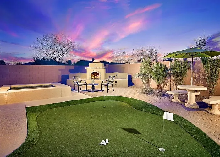 Holiday home Prime Location, Heated Pool, Hot Tub, Fire Pit, Bbq,